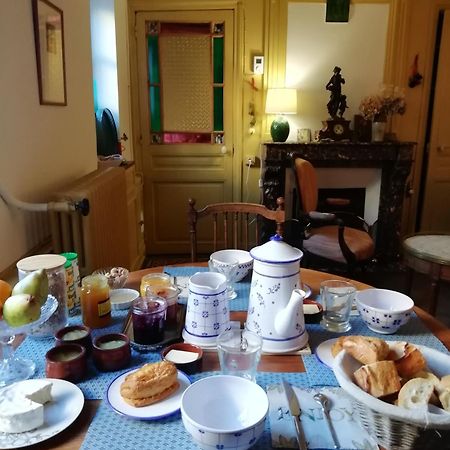 La "Charcuterie" Greber Bed & Breakfast โบเวส์ ภายนอก รูปภาพ
