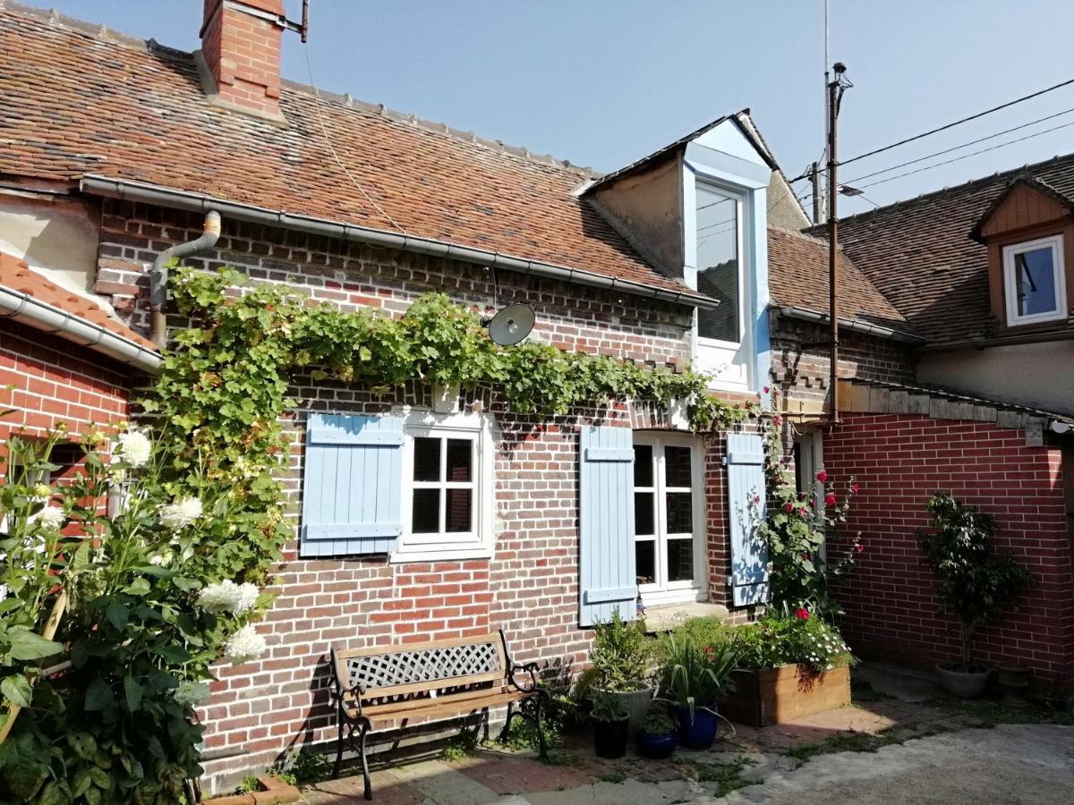 La "Charcuterie" Greber Bed & Breakfast โบเวส์ ภายนอก รูปภาพ