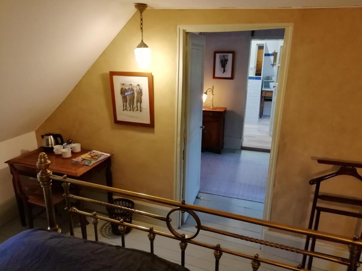 La "Charcuterie" Greber Bed & Breakfast โบเวส์ ภายนอก รูปภาพ